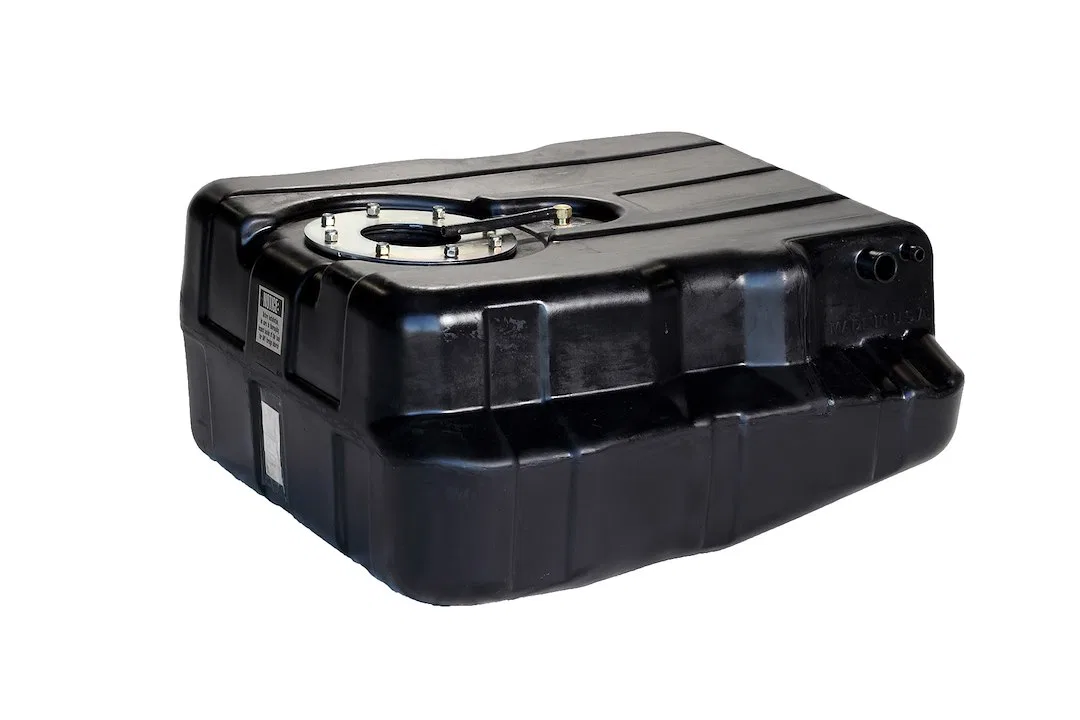 8020099 – TITAN FUEL Fuel Tank, 40 Gallon Capacity Diesel Polyethylene With Rollover Vent Valve And Vent Hose